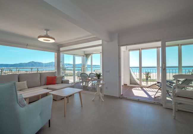 Ferienwohnung in Empuriabrava - ILA07 BAHIA