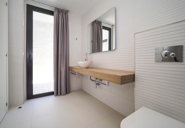 Villa in Empuriabrava - LV18 TER 6A     LOS GRANJEROS