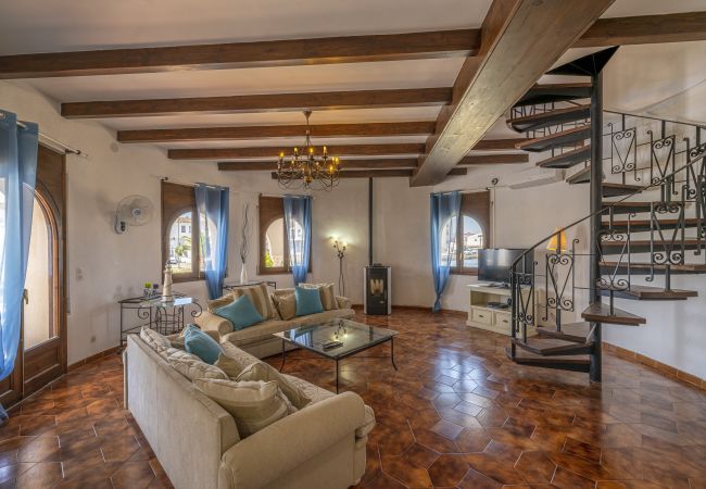 Villa in Empuriabrava - LV28 CAP RAS