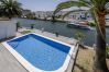 Villa in Empuriabrava - LV28 CAP RAS