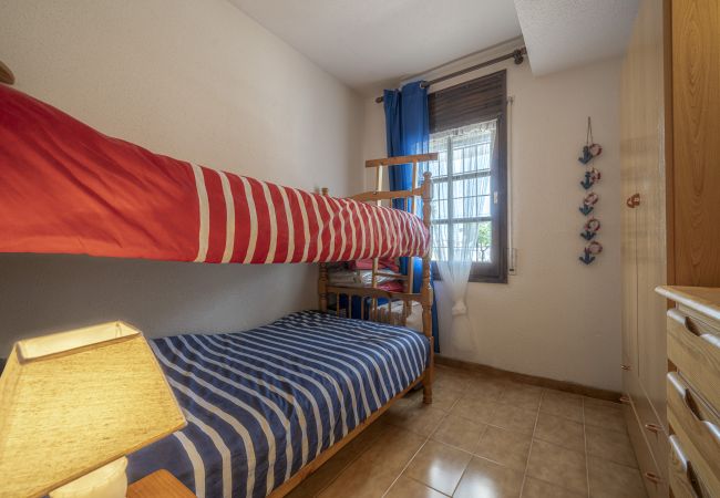 Ferienwohnung in Empuriabrava - ILA32 PORT MISTRAL