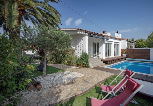 Ferienhaus in Empuriabrava - LV31 ALBERES 62B