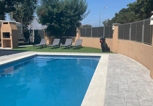 Villa in Empuriabrava - LV30 LLOBREGAT 24