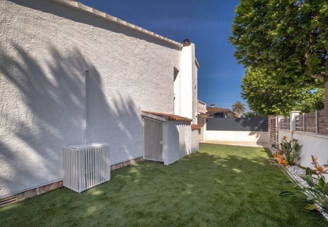 Ferienhaus in Empuriabrava - ILV01 MONTGRI