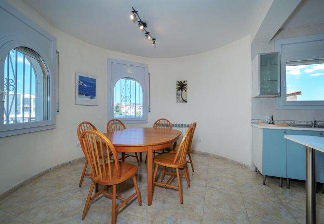 Ferienhaus in Empuriabrava - LV14 FRANCOLI