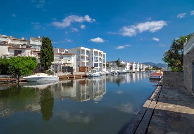 Ferienhaus in Empuriabrava - LV14 FRANCOLI