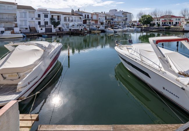Doppelhaushälfte in Empuriabrava - LV07 PORT BANYULS
