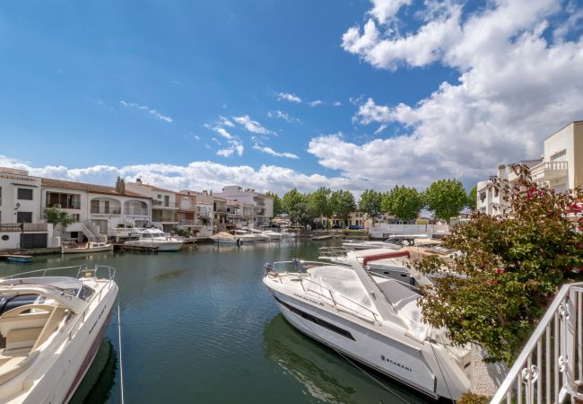 Doppelhaushälfte in Empuriabrava - LV07 PORT BANYULS